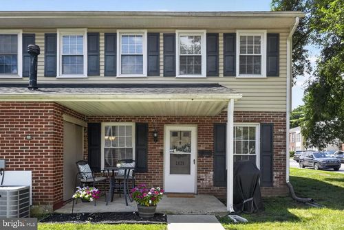 1101 Middleton Pl, NORRISTOWN, PA, 19403-2841 | Card Image