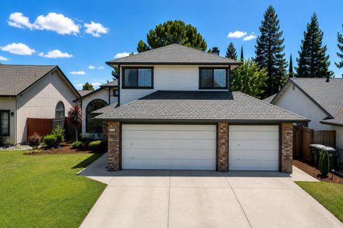 102 Davis Ct, Roseville, CA, 95678-6951 | Card Image