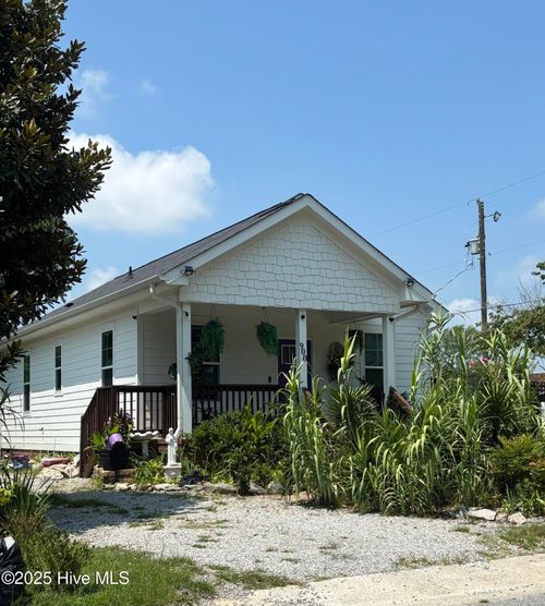 900 7th St, Goldsboro, NC, 27534-2247 | Card Image