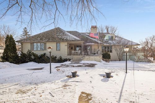 3714 W Bde Maka Ska Pkwy, Minneapolis, MN, 55410-1102 | Card Image