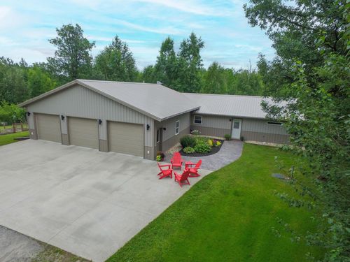 1389 Birch Cir Nw, Baudette, MN, 56623-3060 | Card Image