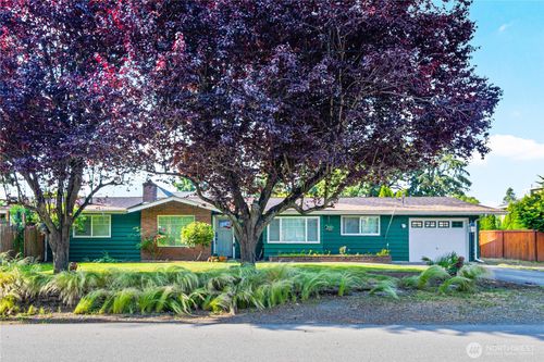 1306 N 32nd St, Renton, WA, 98056-2123 | Card Image