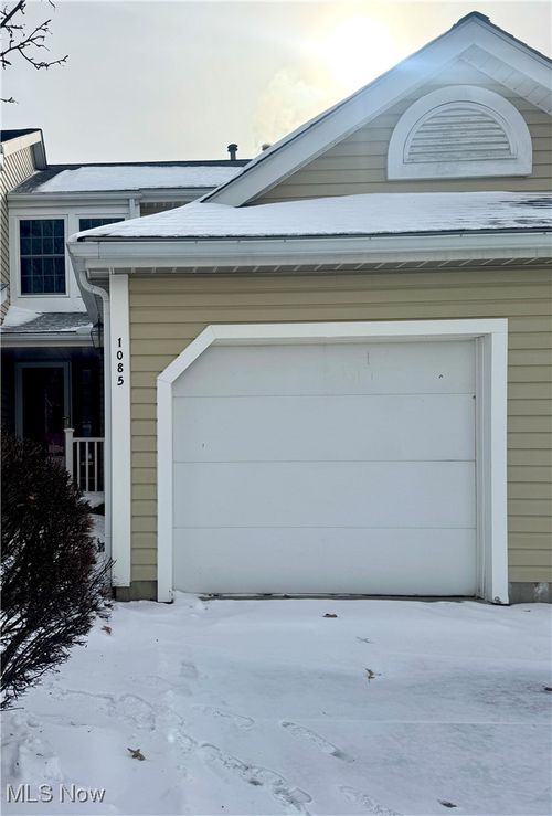 1085 Sunhaven Dr, Medina, OH, 44256-3000 | Card Image