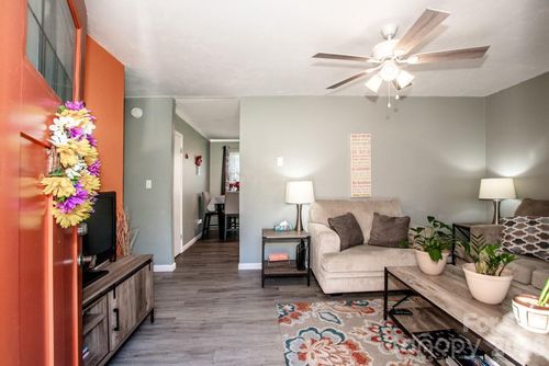 269 Mountview Dr, Mocksville, NC, 27028-2838 | Card Image