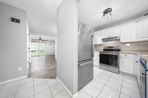 apt-1-2-1400 Meriden Rd, Waterbury, CT, 06705-3648 | Card Image