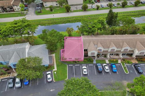 251 W Hemingway Cir, Margate, FL, 33063-5320 | Card Image