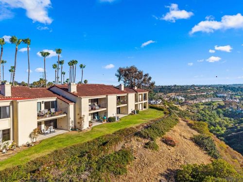 3129 Camino Del Arco, Carlsbad, CA, 92009-7855 | Card Image