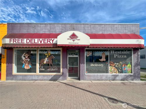 19 S Main St, Omak, WA, 98841 | Card Image