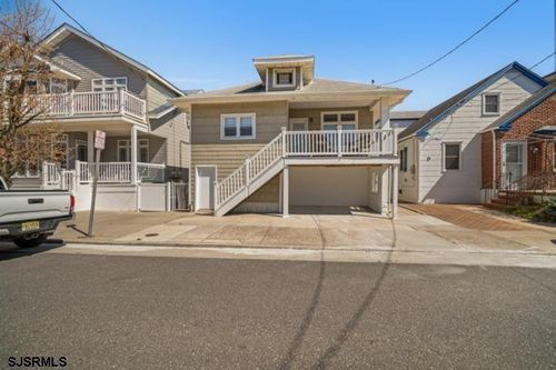 7 S Richards Ave, Ventnor City, NJ, 08406-2645 | Card Image