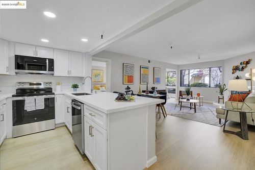 apt-1102-545 Pierce St, Albany, CA, 94706-1047 | Card Image