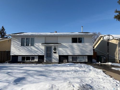 366 Meighen Cres, Saskatoon, SK, S7L4W7 | Card Image