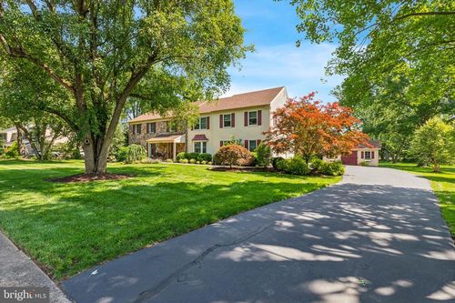 1015 Pheasant Meadow Rd, BLUE BELL, PA, 19422-1564 | Card Image