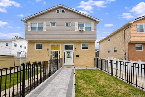 1663 Waring Ave, Bronx, NY, 10469-6307 | Card Image