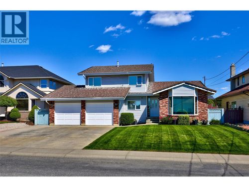 945 Nicolani Drive, Kamloops, BC, V2B8C6 | Card Image