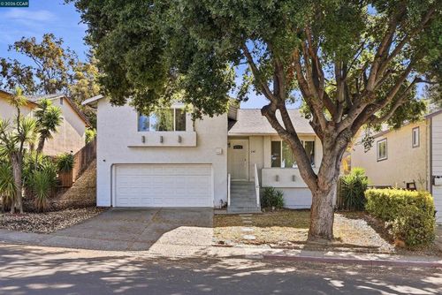 240 Power Dr, Vallejo, CA, 94589-3423 | Card Image