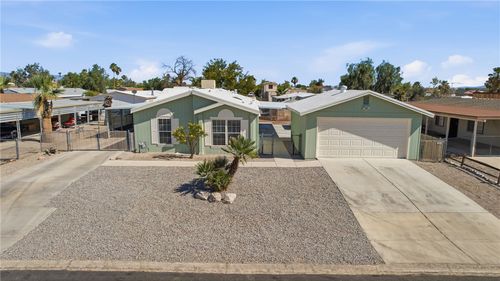 578 Roadrunner Dr, Bullhead City, AZ, 86442-6208 | Card Image