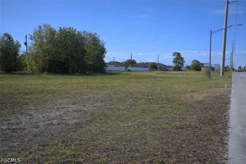 1808 Santa Barbara Blvd, Cape Coral, FL, 33991 | Card Image