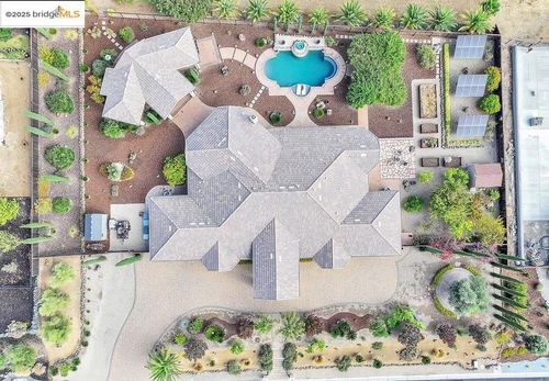 245 Rolling Sage Cir, Vacaville, CA, 95688-9559 | Card Image