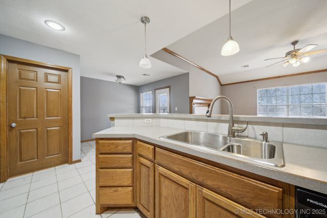 27310 W 15 Th St S, House other with 3 bedrooms, 2 bathrooms and null parking in Sand Springs OK | Image 15