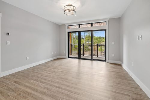 unit-252-243 Skimobile Rd, North Conway, NH, 03860-3203 | Card Image