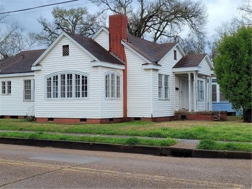 2203 Thornton Ct, Alexandria, LA, 71301-5148 | Card Image