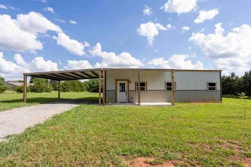 205 Metcalf St, Glencoe, OK, 74032-3353 | Card Image