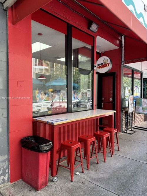 16 W Flagler St, Miami, FL, 33130-1802 | Card Image