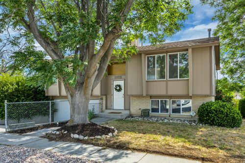 6007 S Sweet Basil N, Taylorsville, UT, 84129-2449 | Card Image