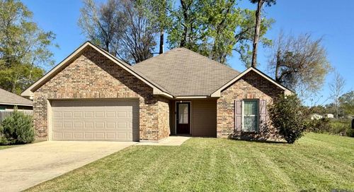 42141 Broadwalk Ave, Hammond, LA, 70403-1068 | Card Image