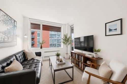 710-209 E 7th Ave, Vancouver, BC, V5T0H3 | Card Image