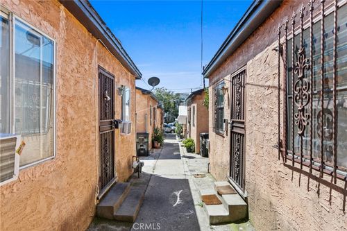 12-2015 Pennsylvania Ave, LOS ANGELES, CA, 90033-2832 | Card Image