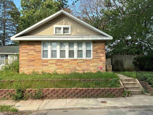 1023 Clover Street, South Bend, IN, 46615 | Card Image