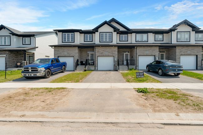 1405 Summer St, House attached with 3 bedrooms, 2 bathrooms and 1 parking in Kingston ON | Image 4