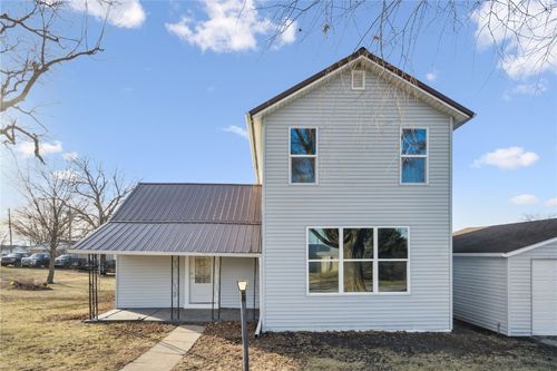 809 Jefferson Ave, Lowden, IA, 52255-9626 | Card Image