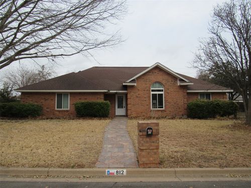 812 Regina Dr, Hewitt, TX, 76643-3929 | Card Image