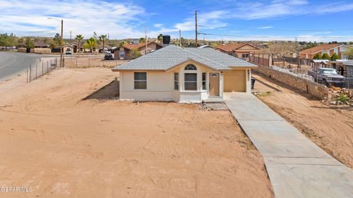 1451 Hereford Dr, El Paso, TX, 79928-6041 | Card Image