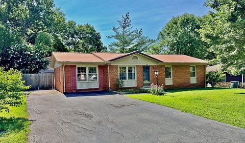 3412 Greenwood Dr, Hopkinsville, KY, 42240-3905 | Card Image