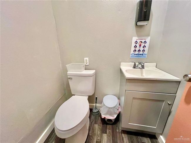 512 W 10 Th St, Home with 0 bedrooms, 0 bathrooms and 6 parking in Mercedes TX | Image 18