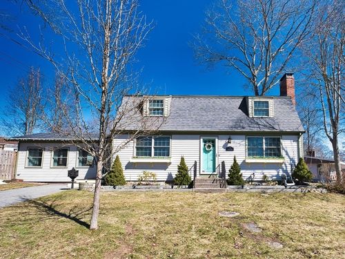 74 Domingos St, Somerset, MA, 02726-3551 | Card Image