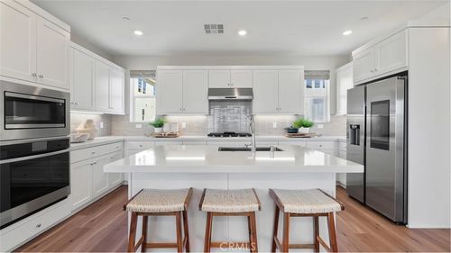 27569 Millston Ct, Valencia, CA, 91354 | Card Image