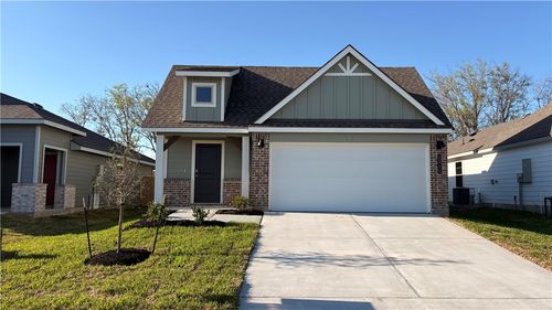 2311 White Wing Dr, Navasota, TX, 77868-6247 | Card Image