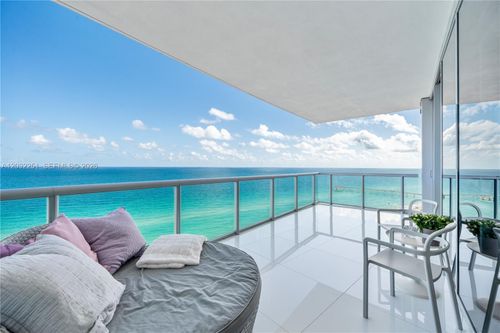 1802-17121 Collins Ave, Sunny Isles Beach, FL, 33160-3897 | Card Image