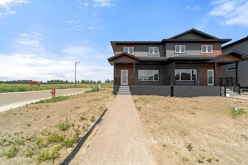 6336 26 Ave, Camrose, AB, T4V5J6 | Card Image