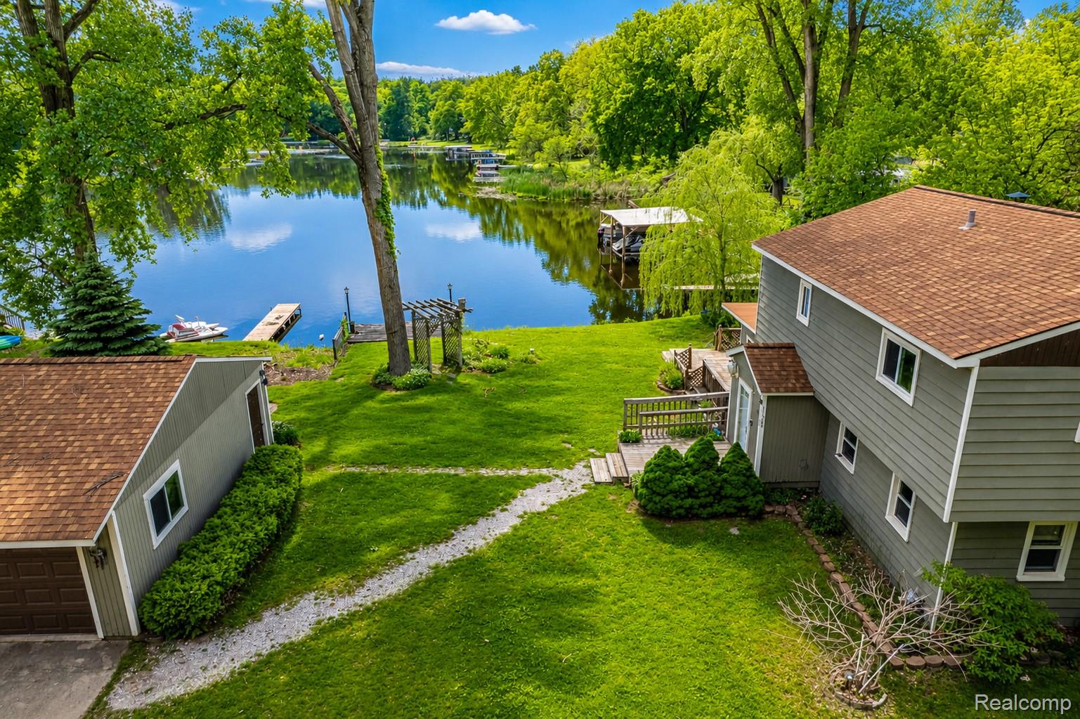 Residential in Putnam Township 5