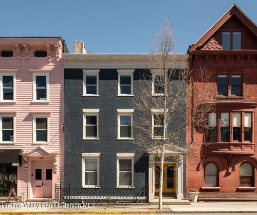 358 Warren St, Hudson, NY, 12534-2455 | Card Image