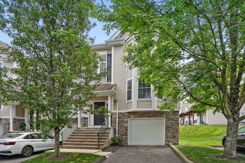 1105-1105 Sienna Dr, Danbury, CT, 06810-7164 | Card Image