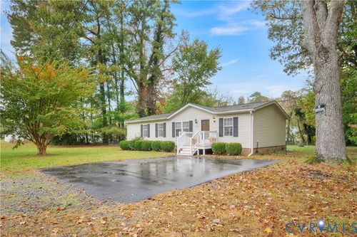 160 Whiting Ave, Williamsburg, VA, 23185-6012 | Card Image