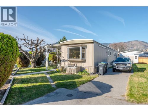 49-197 Dauphin Avenue, Penticton, BC, V2A3S3 | Card Image