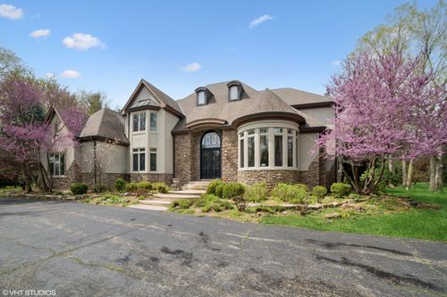 32W634 Oak Lawn Farm Rd, Wayne, IL, 60184-2106 | Card Image