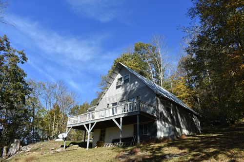 281 Bradford Hill Rd S, Brush Creek, TN, 38547-4612 | Card Image